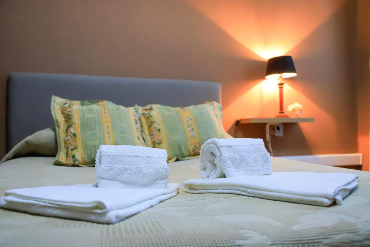 Bella Italia Populo Guest House ポンタ・デルガダ エクステリア 写真