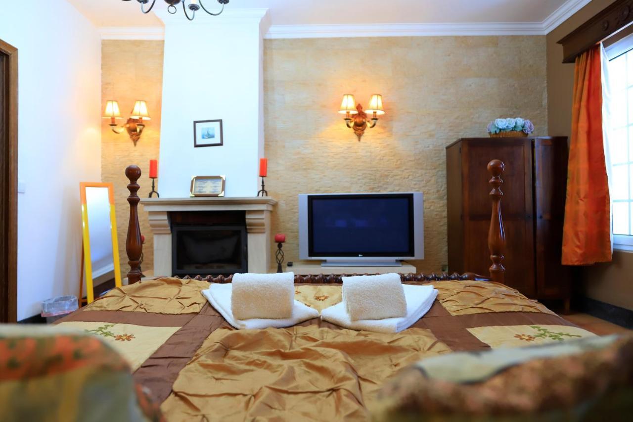 Bella Italia Populo Guest House ポンタ・デルガダ エクステリア 写真