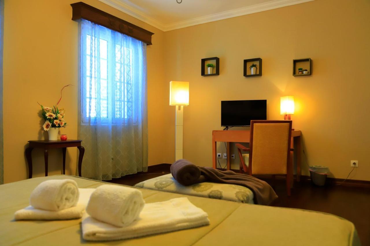 Bella Italia Populo Guest House ポンタ・デルガダ エクステリア 写真